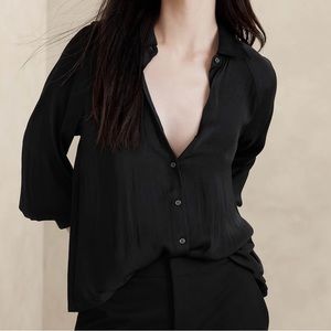Black Back-Pleated Shirt - Banana Republic, Size M